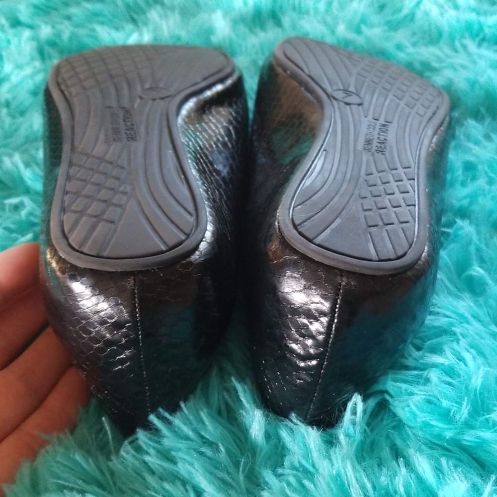 Kenneth Cole Reaction Shoes - Picture 7 of 8